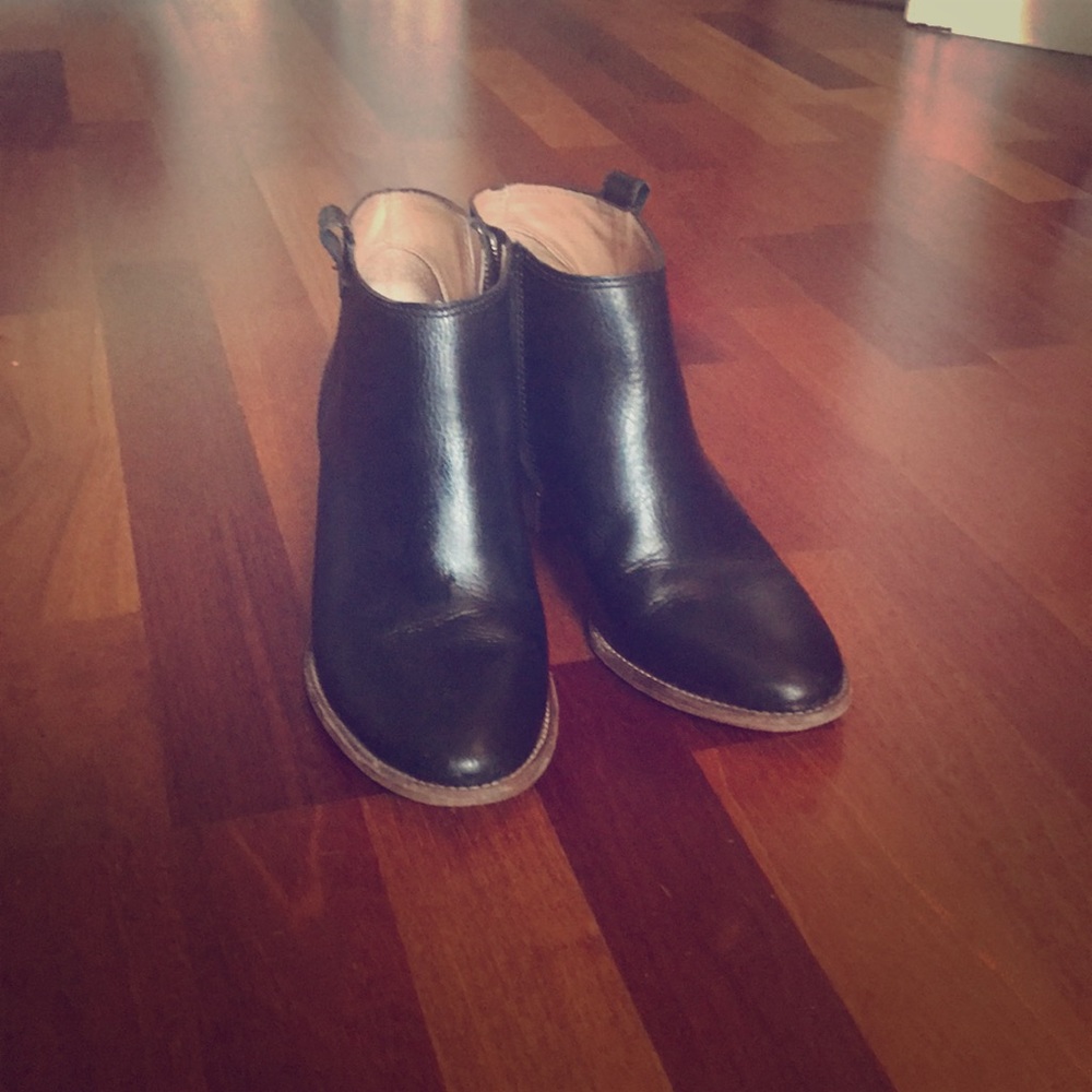 Madewell Billie Booties!